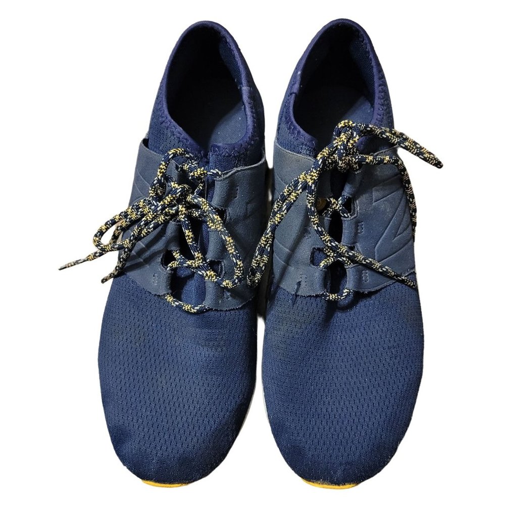 New Balance Fresh Foam Cruz Boy's US size 7 Athletic Shoes Dark Blue White Soles